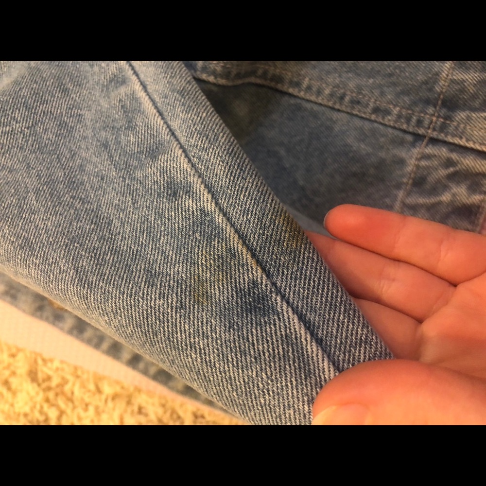 Jean Jacket with floral patches - Picture 9 of 9